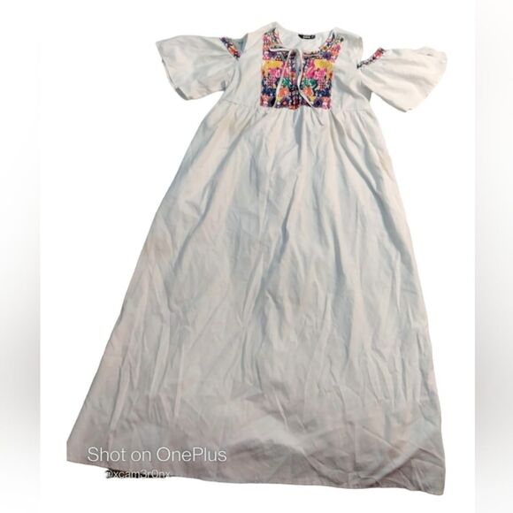 Embroidered Cold Shoulder Maxi Dress - Picture 2 of 3